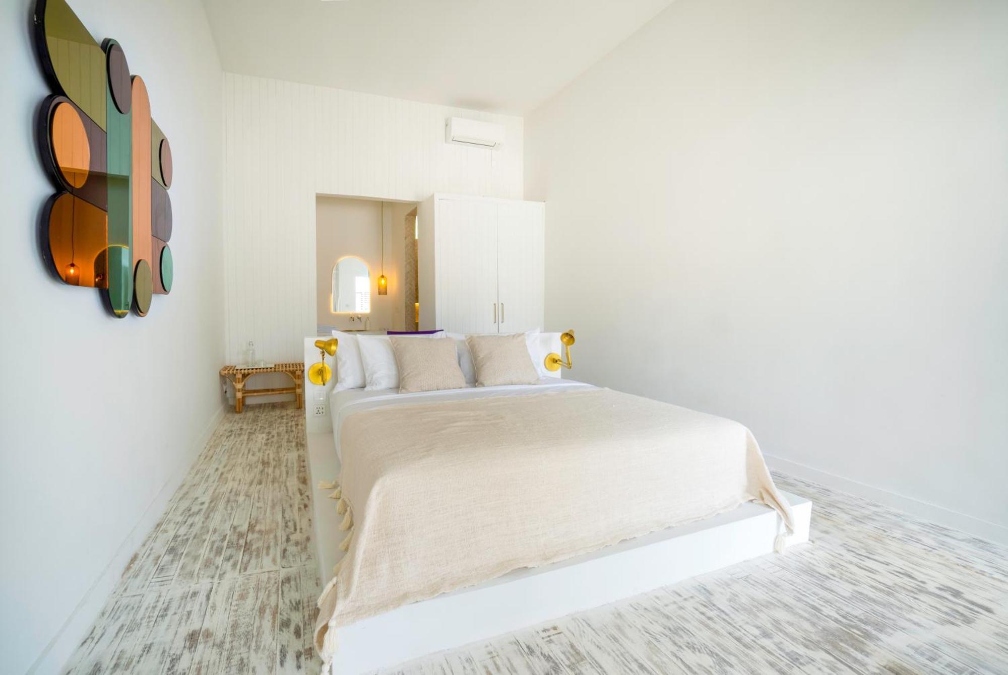 Ria Uluwatu, Tropical Chic Hotel Esterno foto